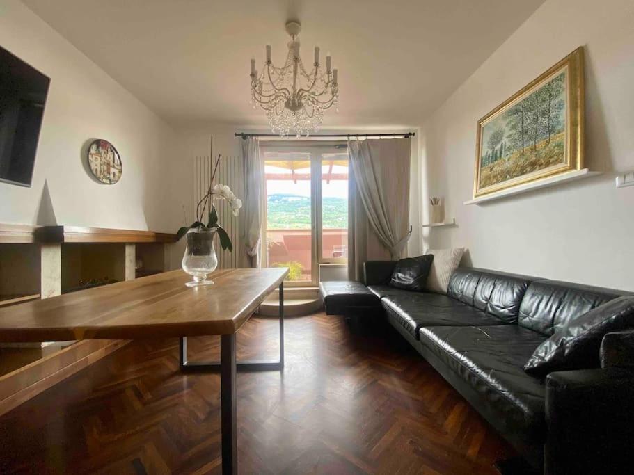 L'Attico Sul Fiume Center Home Ascoli Piceno Eksteriør billede