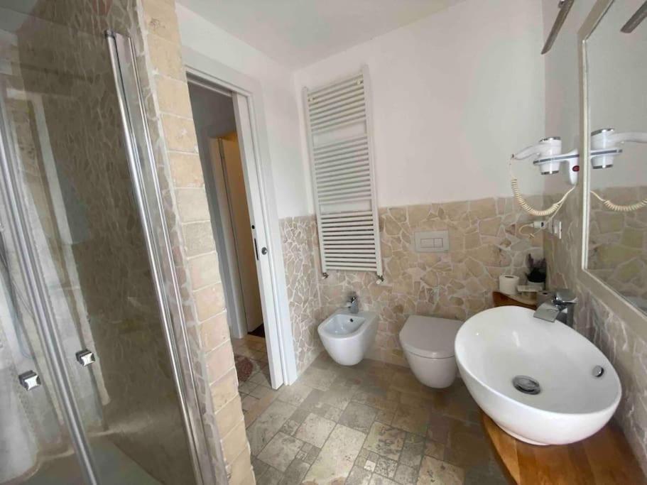 L'Attico Sul Fiume Center Home Ascoli Piceno Eksteriør billede
